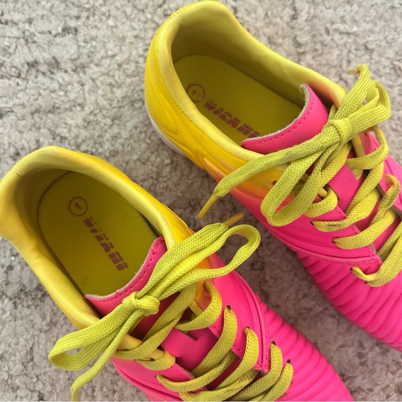 Vizari Liga Turf Soccer Cleats Shoes in Pink/Yellow Youth Girls Size 1 - Picture 4 of 9